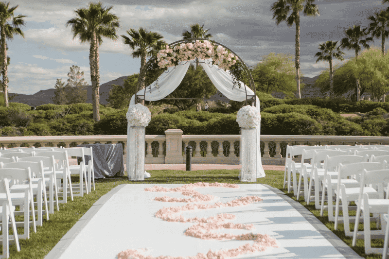 Wedding aisle and arch at the Siena Golf Club in Las Vegas.