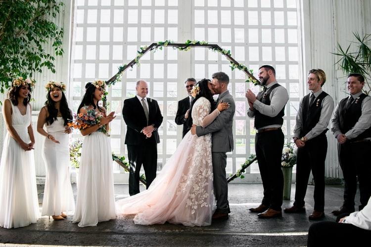 Las Vegas Hotel Weddings are some of the most popular wedding destinations.